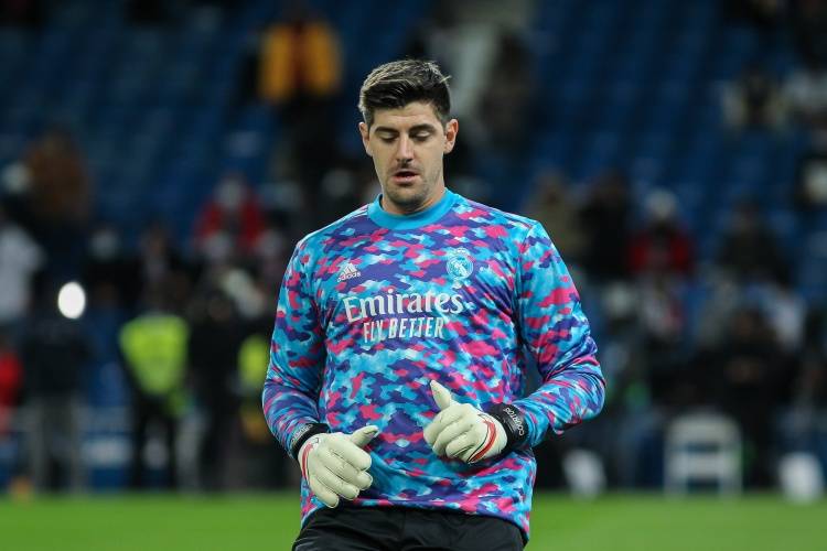 kaiyun电竞-包含皇家马德里门将遭遇伤病困扰，或将缺席下一场比赛的词条